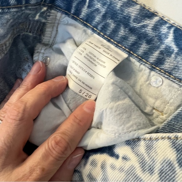 KANCAN LIGHT DENIM DISTRESSED COLLIE HIGH RISE MOM JEANS 26 - Picture 7 of 10